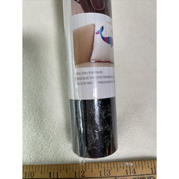 Cricut Iron-On Glitter 12"X19" Black 093573432897 Craft Sheet - Picture 3 of 4